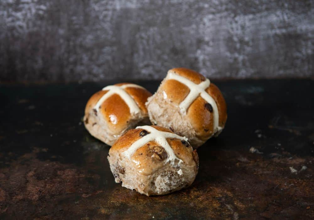 hot cross buns