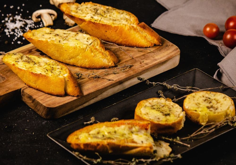 How to make garlic bread